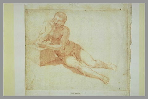 Homme nu, à demi-étendu, appuyé sur un socle, image 1/1