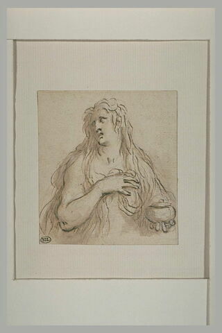 Madeleine, en buste, nue, tenant un vase, la main droite sur la poitrine, image 1/1