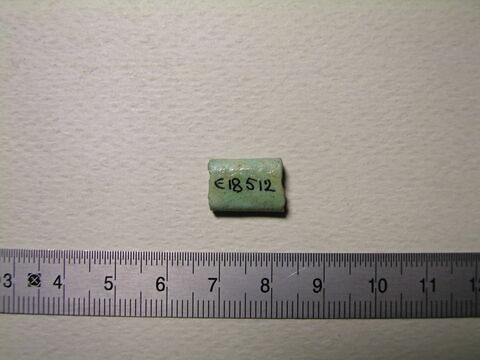 perle en pastille rectangulaire, image 1/1