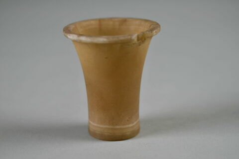vase miniature ; vase à onguent