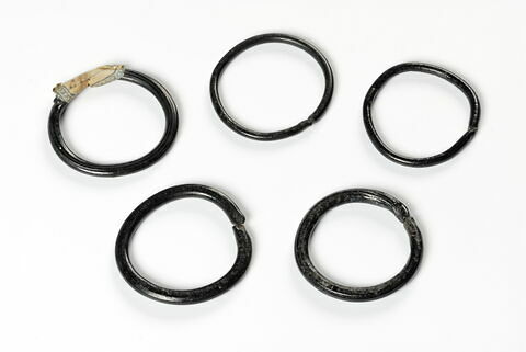 bracelet en anneau, image 3/3