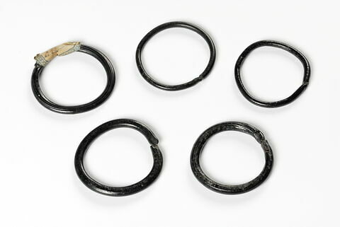 bracelet en anneau, image 1/3
