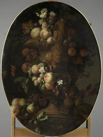 Fruits et fleurs dans un vase d'or, image 2/3