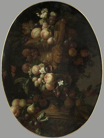 Fruits et fleurs dans un vase d'or