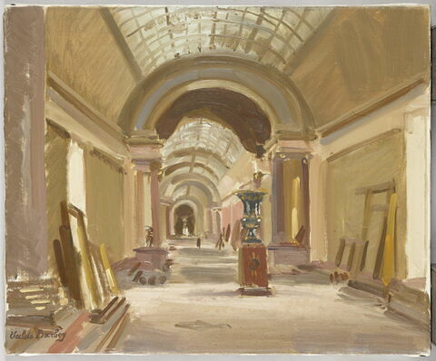 La Grande Galerie du Louvre pendant les travaux, en 1946.