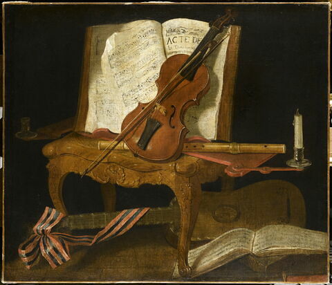 Les Attributs de la musique, dit aussi : Nature morte au violon. Devant de cheminée, image 1/2