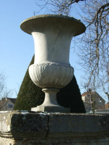 Vase de forme antique, image 1/1