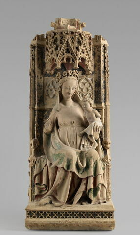 La Vierge, assise sous un dais et tenant l'Enfant. Sur les faces latérales du trône : Isaïe et David