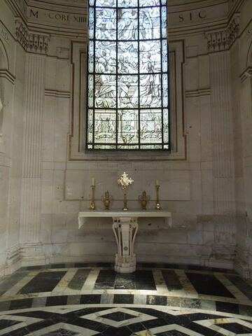 Console soutenant l'autel de la chapelle d'Anet, image 3/4