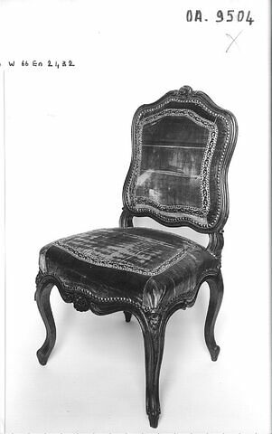 Chaise à la Reine, d'un ensemble de quatre (OA 9504 à OA 9507), image 2/2