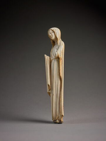 Statuette : Vierge de Calvaire, image 3/6