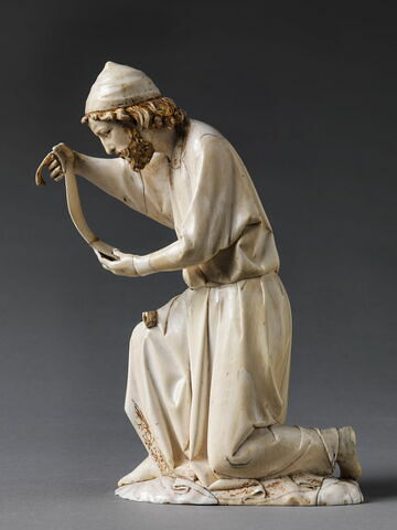 Statuette : Nicodème provenant du groupe de la Descente de Croix, image 6/13