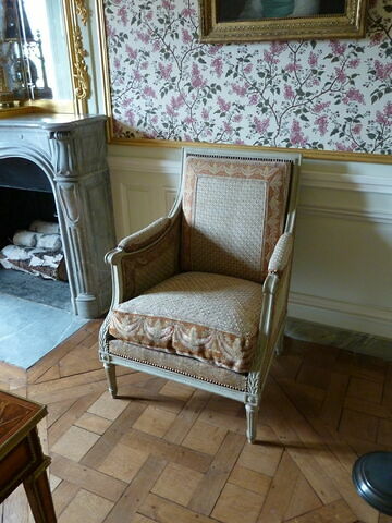 Bergère, d'un ensemble de six chaises et deux bergères d'un salon du château de Madame Elisabeth à Montreuil (OA 9972 à OA 9979)