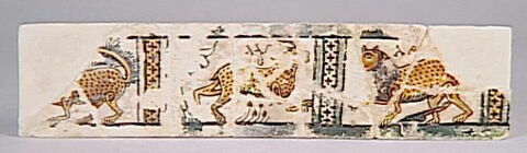 Fragment de plaque de revêtement mural ou d'iconostase : frise d'animaux lièvre et lion