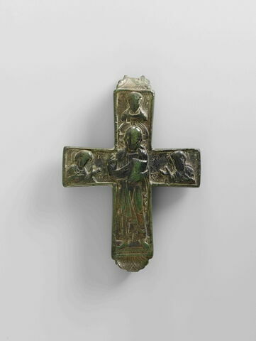 Volet d'un encolpion ou d'une croix reliquaire: Christ entre la Vierge et saint Jean-Baptiste., image 1/2