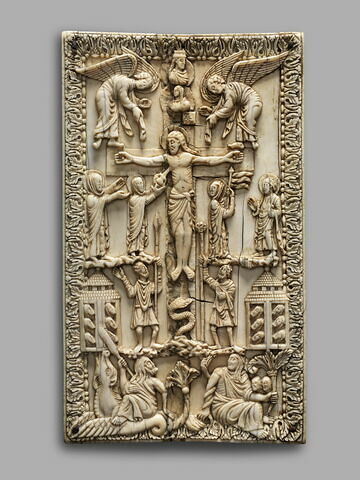 Plaque de reliure : La Crucifixion, image 1/3