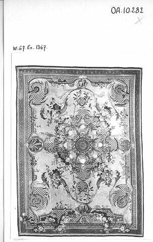 Partie du tapis de l'alcôve de la chambre de la reine Marie Leczsinska à Versailles, image 2/2