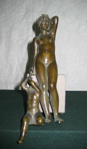 Statuette : Vénus et l'amour, image 1/1