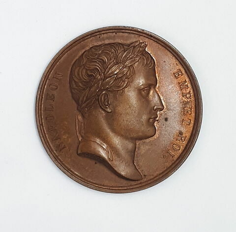 Médaille : treizième effigie de l'Empereur Napoléon, cliché de droit, image 1/3