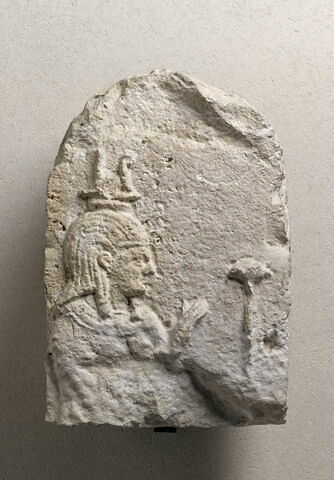 stèle  ; objet votif, image 1/1