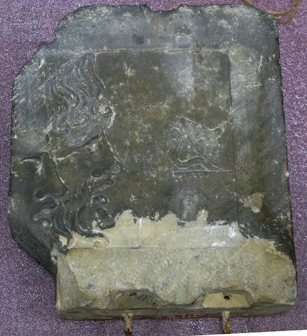 relief, image 1/2