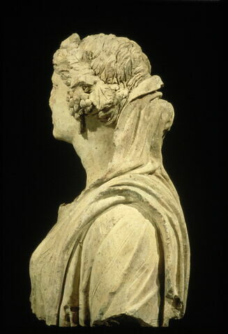 fragment d'une statue d'Ariane, image 6/7