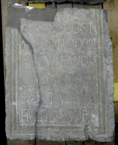 inscription, image 2/4