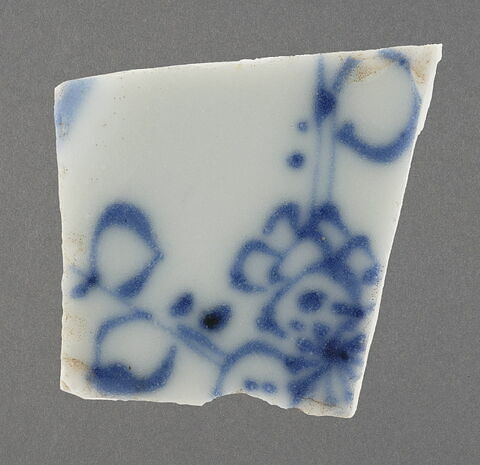 Fragment de porcelaine chinoise, image 1/1