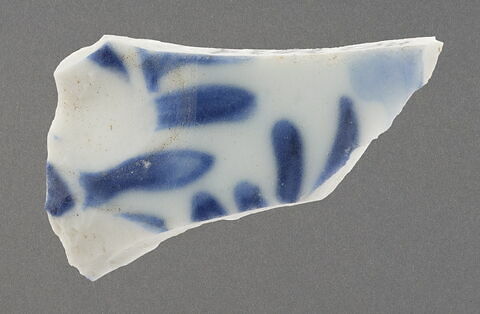 Fragment de porcelaine chinoise, image 1/1