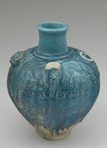 Vase, image 2/2