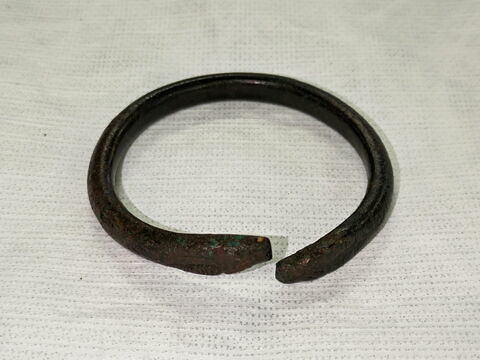 bracelet en anneau ouvert