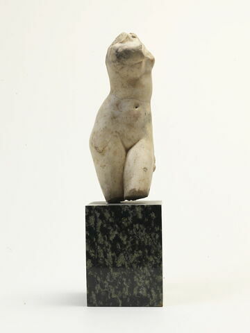 statuette ; fragment