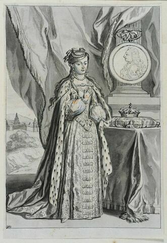 Une jeune reine debout, la main droite sur la poitrine, Maria Luisa de Savoie, reine d'Espagne