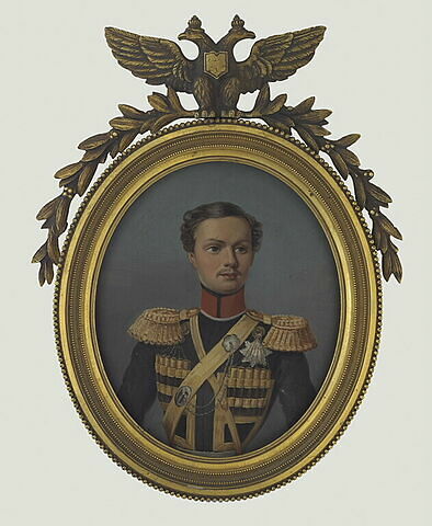 Portrait d'un militaire en uniforme noir à collet rouge, image 1/1