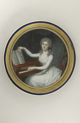 Portrait de la Marquise de Segonzac au piano, image 1/1