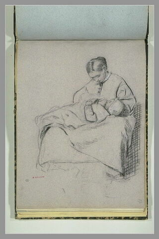 Femme assise, allaitant