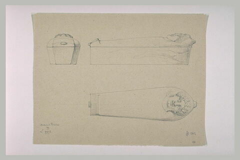 Sarcophage orné d'une tête féminine, vu de dessus et de profil, image 1/1