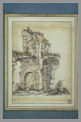 Fragment du Colisée, à Rome, image 2/3