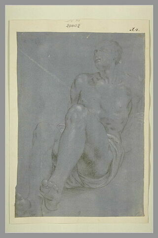 Un homme nu, assis, tenant les mains derrière le dos, image 1/1