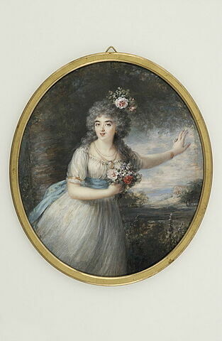 Jeune femme vêtue de blanc, avec un bouquet de fleurs