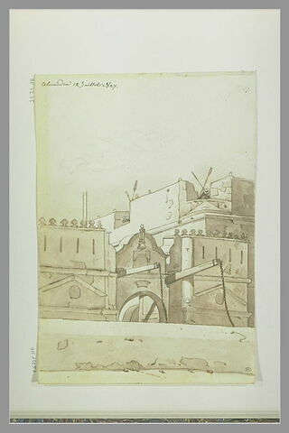 Porte de ville avec remparts munis de canons aux créneaux ; arabe couché