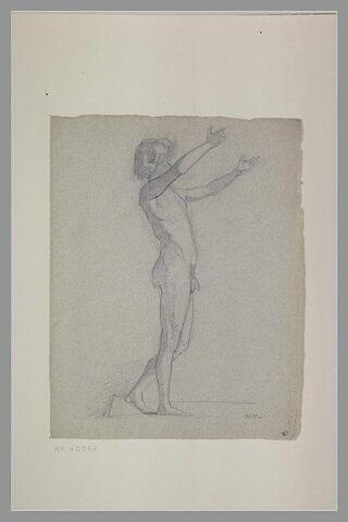 Adolescent nu, debout, tendant les bras vers la droite, image 1/1