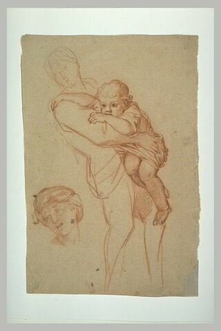 Femme debout, portant un enfant