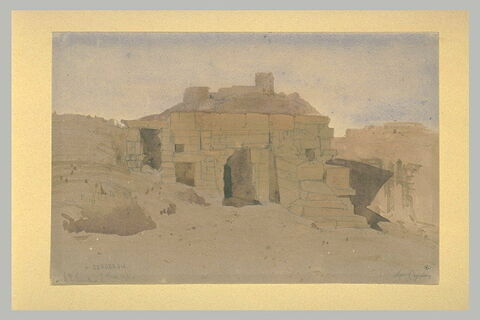 Ruines à Denderah