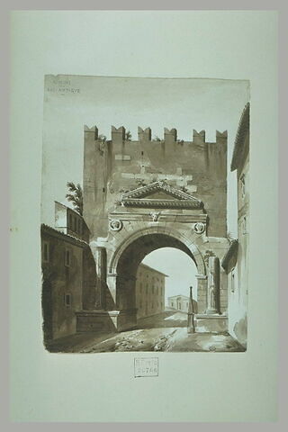 Rimini : vue d'un arc antique, image 1/1