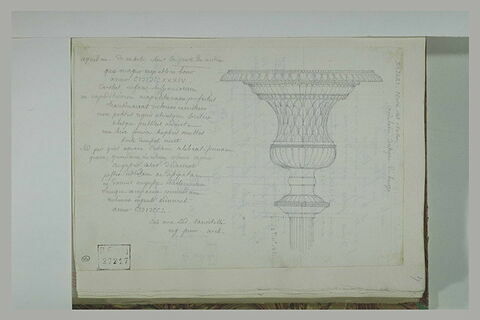 Texte sur l'aqueduc de Caserte ; Naples : candélabre, image 1/1