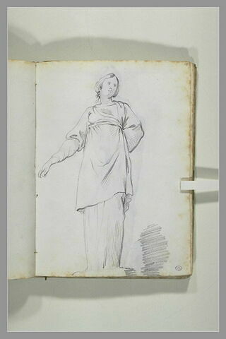 Statue de femme debout, drapée, vue en contre-plongée, son bras droit..., image 1/1