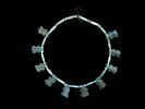 collier ; perle fusiforme  ; perle sphérique ; pendentif, image 1/2