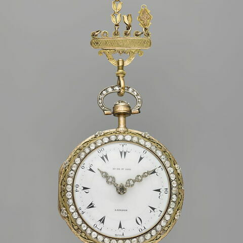 Ancien et nouveau collier en cornaline, pendentifs