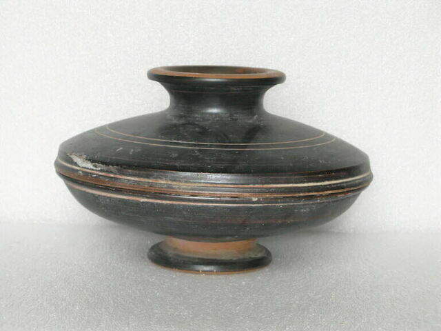pyxis avec couvercle